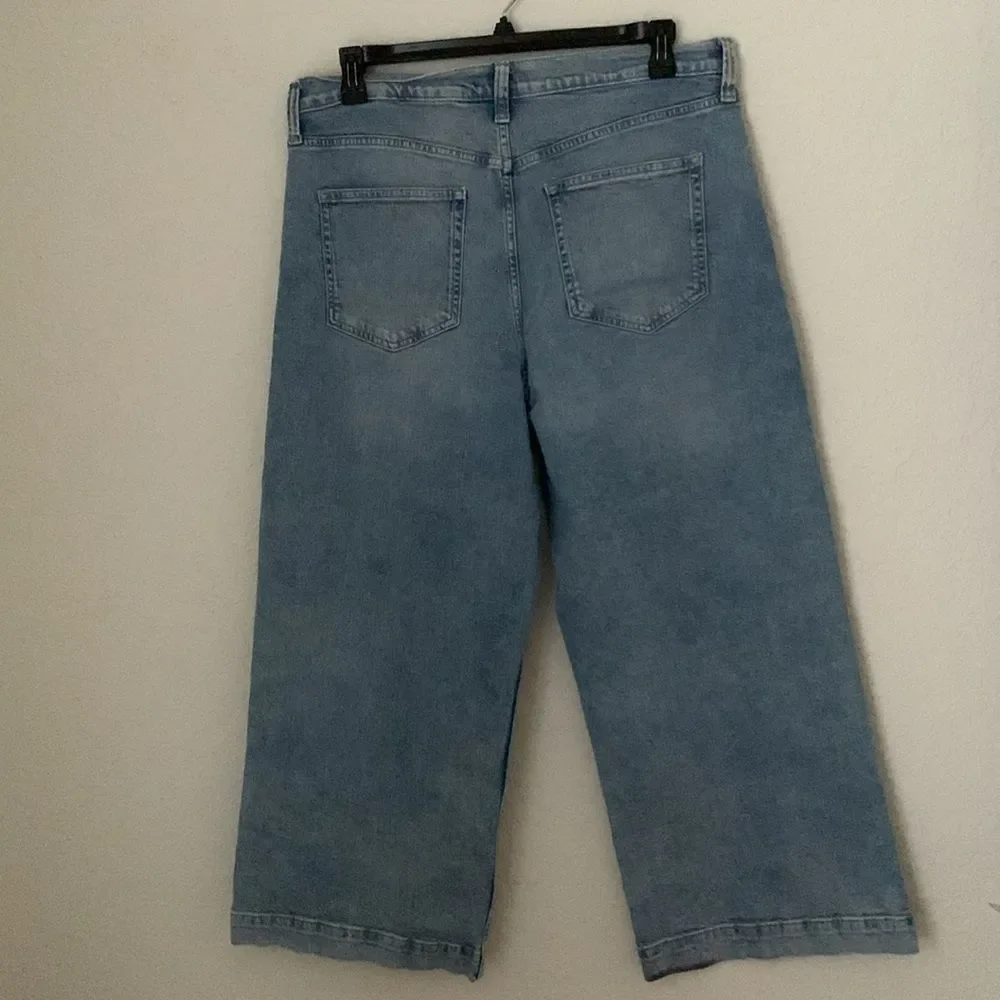 GAP High Rise Wide Leg Crop Light Wash Cotton Blend Women’s Denim Size 18/34